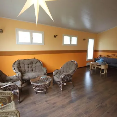 Omakotitalo 4-6 Hengelle - House * Lahti