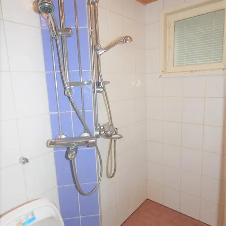 Apartment Omakotitalo 4-6 Hengelle - House *