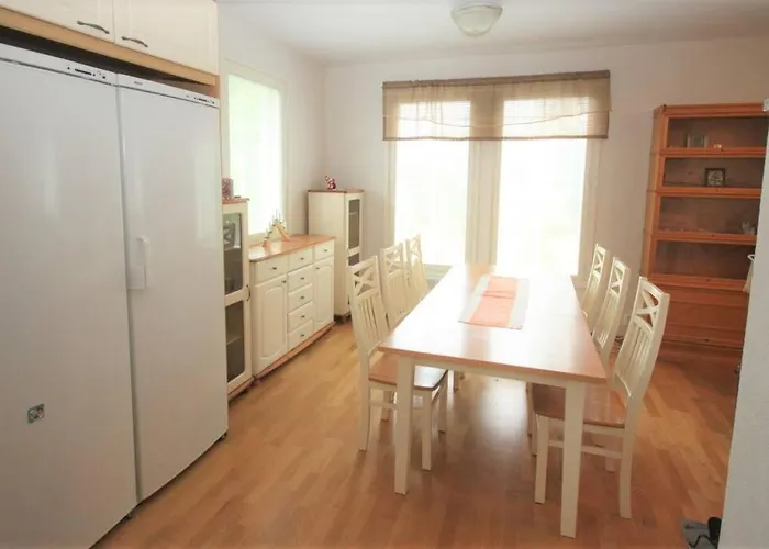 Omakotitalo 4-6 Hengelle - House 拉赫蒂